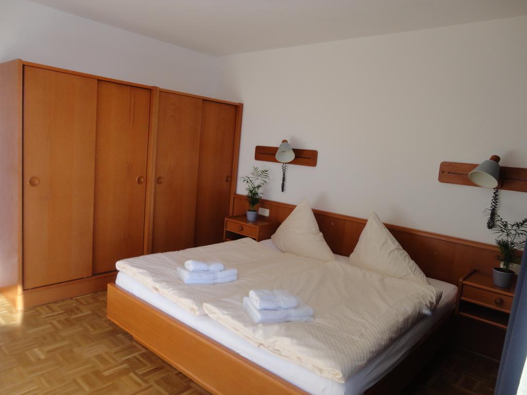 Panoramablickhotel - Lakeview Apartments Annenheim Buitenkant foto