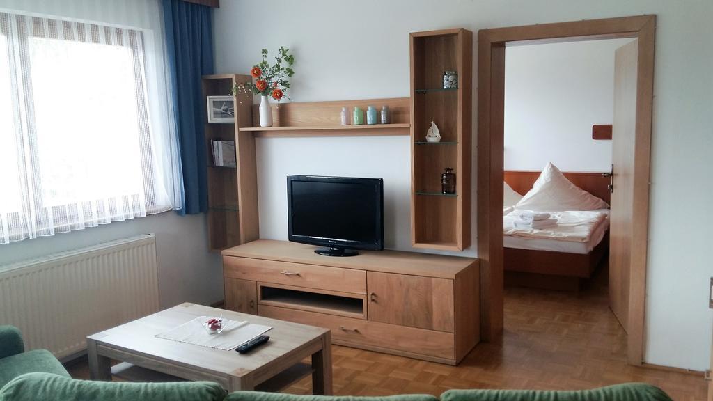 Panoramablickhotel - Lakeview Apartments Annenheim Buitenkant foto
