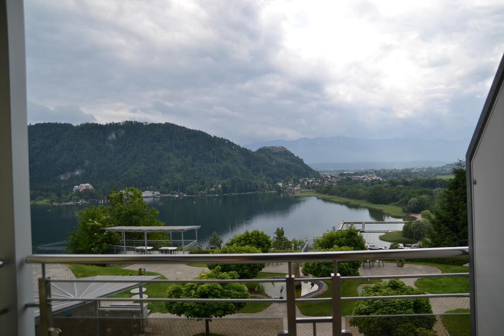 Panoramablickhotel - Lakeview Apartments Annenheim Buitenkant foto
